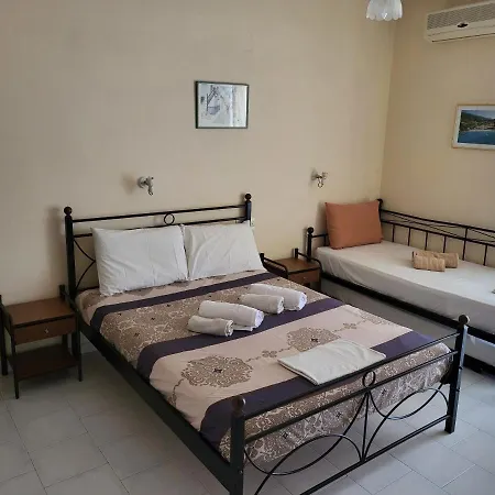 Polyxenis Λυγιά