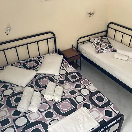 Polyxenis Ξενοδοχείο με διαμερίσματα