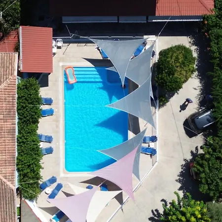 Polyxenis Hotel de apartamente