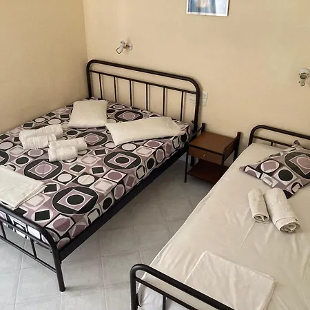 Polyxenis Aparthotel Lygia (Lefkada)