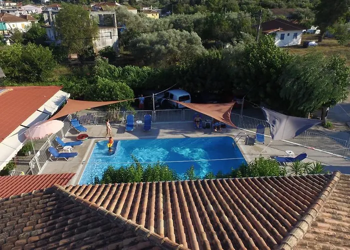 Polyxenis Apart Otel Lygia (Lefkada)