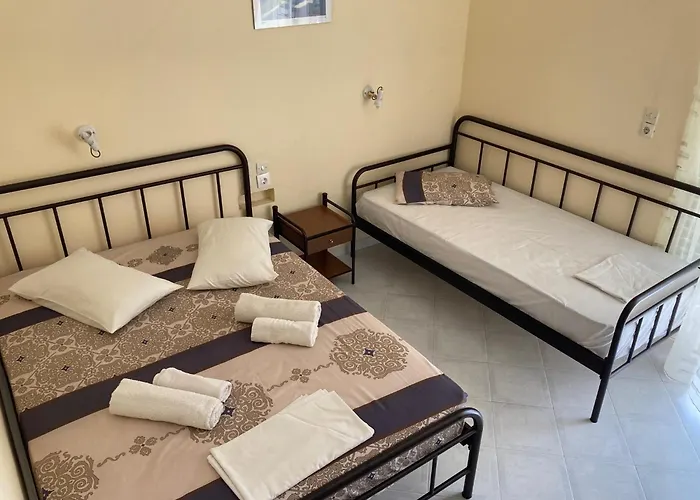 Polyxenis Apart Otel