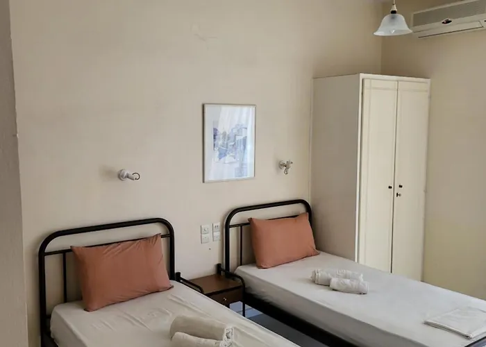 Apart Otel Polyxenis 3*