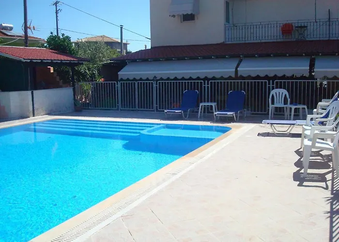 Polyxenis Apart Otel Lygia (Lefkada)